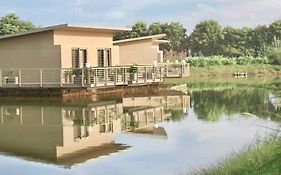 Life At Repose- Lake Villas Resort & Club